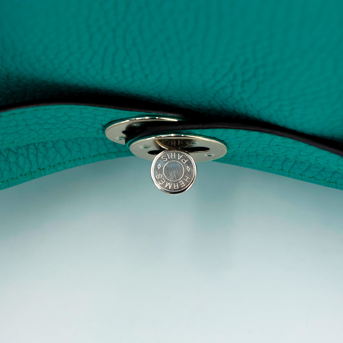 愛馬仕 Lindy 26 藍孔雀