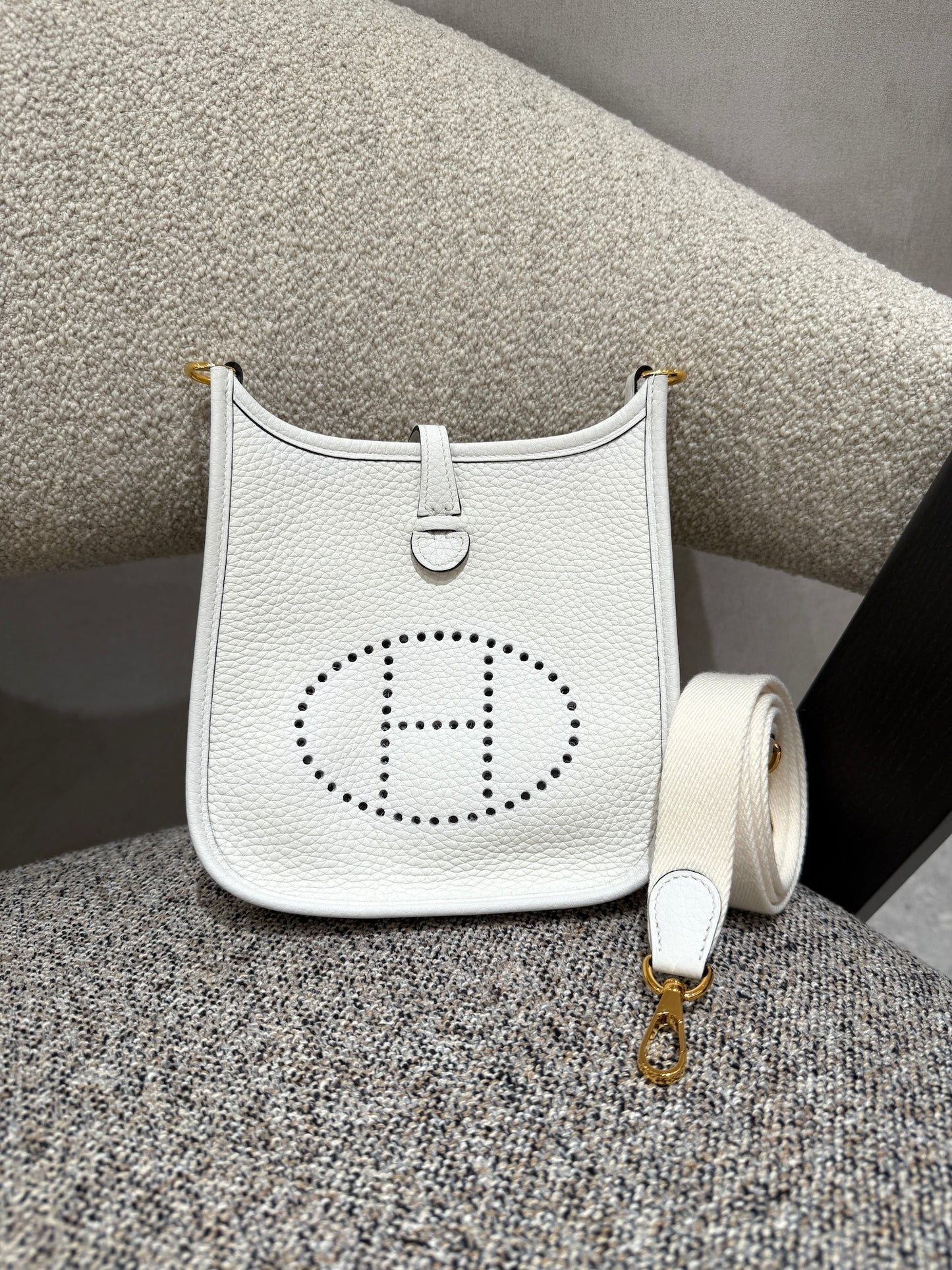 愛馬仕 Mini Evelyne 16 Amazone 112cm 全新 白色