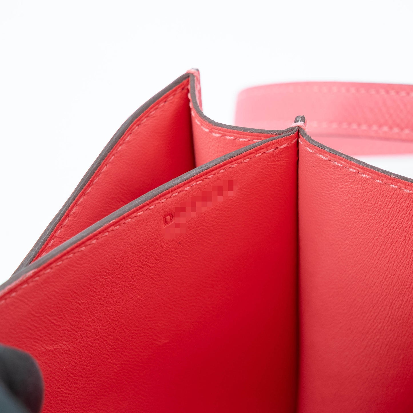 HERMÈS Constance Mini 19 Rose Azalee