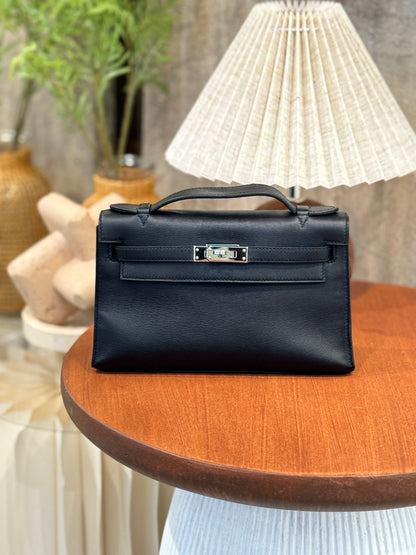 愛馬仕 Kelly Pochette 黑色
